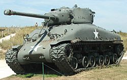Archivo:M4 Sherman at Utah Beach
