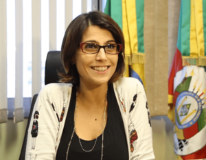Archivo:Manuela d'Ávila em maio de 2015
