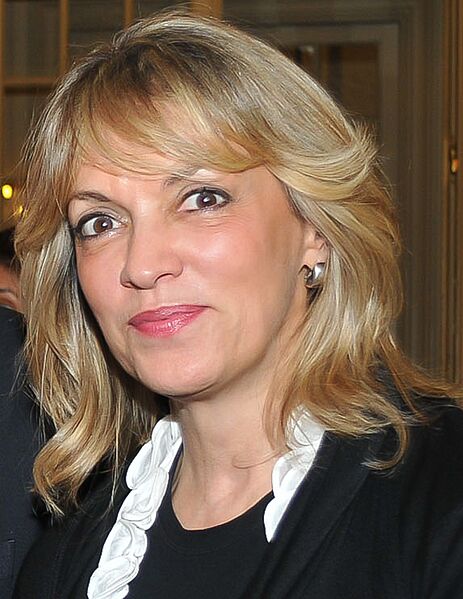 Maria Emma Mejia (cropped)