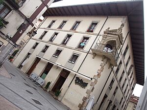 Archivo:Ordizia (Guipúzcoa)-Casa Gazteluzar-1