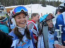 Archivo:Pippa Middleton at downhill ski race in Mürren, Switzerland - 01