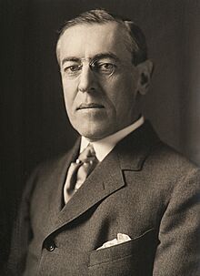 President Woodrow Wilson by Harris & Ewing, 1914-crop (2).jpg