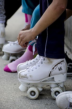 Archivo:Roller Skates