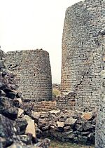 Archivo:Tower, Great Zimbabwe1