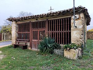 Archivo:Zuñiga. Ermita del santo Cristo
