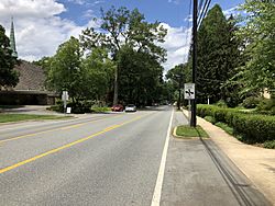 2019-06-17 13 57 58 View north along Kensington Parkway at Montrose Drive in North Chevy Chase, Montgomery County, Maryland.jpg