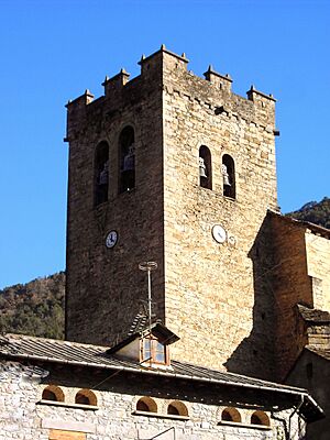 Archivo:25.Broto - Campanario
