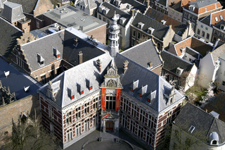 Archivo:Academiegebouw-utrecht-the-netherlands
