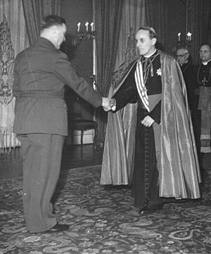 Archivo:Ante Pavelić and Alojzije Stepinac