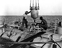 Archivo:Bathyscaphe Trieste ballast