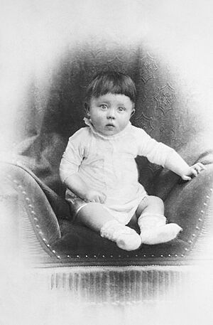 Archivo:Bundesarchiv Bild 183-1989-0322-506, Adolf Hitler, Kinderbild