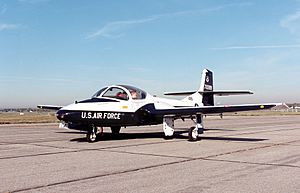 Cessna T-37B Tweety Bird USAF.jpg