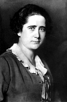 Clara Campoamor-2.jpg