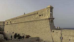 Archivo:Fuerte de San Telmo, La Valeta, isla de Malta, Malta, 2021-08-25, DD 217