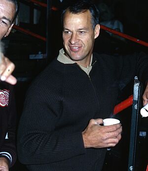 Archivo:Gordie Howe