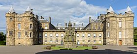 Holyroodhouse, front view.jpg
