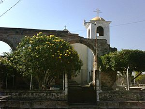 Archivo:Iglesia De Monteleon