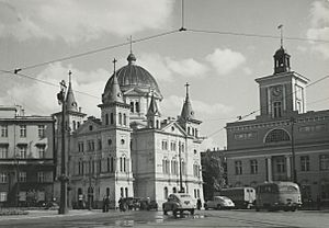 Archivo:Ignacy Płażewski, Południowa strona Placu Wolności w Łodzi, I-4719-3