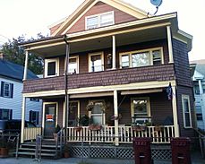 Archivo:Jack Kerouac's birthplace, 9 Lupine Road, Lowell MA