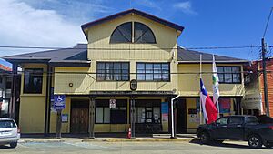 Archivo:Municipalidad de quinchao
