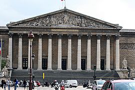 Pariž budova parlamentu