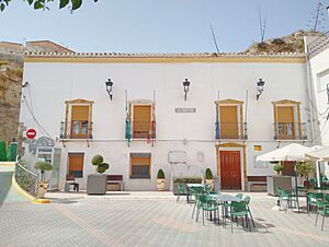 Archivo:Paseo Escuela de Wikicronistas - Lúcar 20210831 HDR 16