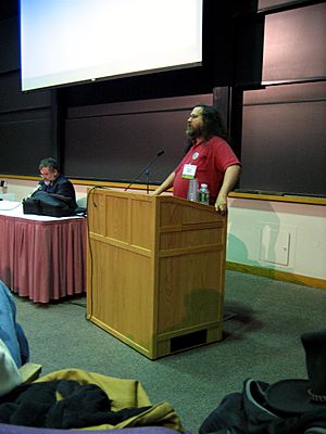 Archivo:Stallman GPLv3 launch MIT 060116