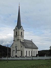 Archivo:Weissenbach, kerk foto1 2011-07-25 15.25