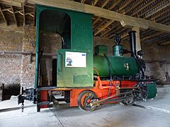 Antigua locomotora de vapor O & K, en el hotel-museo de Puerto Bories, Natales, Magallanes, Chile