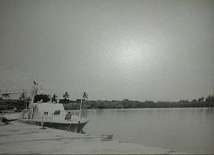 Archivo:Aspecto del Muelle de San Blas