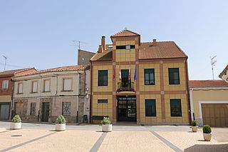 Ayuntamiento de Santa Elena de Jamuz.jpg
