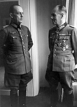 Archivo:Bundesarchiv Bild 101I-718-0149-17A, Paris, Rommel und von Rundstedt