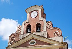 Cupula parroquia poblado de Fomento. Sancti Spiritus.jpg