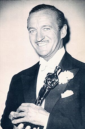 Archivo:David Niven in 1959