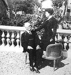 Archivo:Don Porfirio y Carmelita en Paris