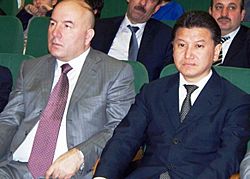 Elman Rustamov & Kirsan Ilyumzhinov.jpg