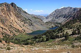 Hoover Lakes from ridge to South.jpg