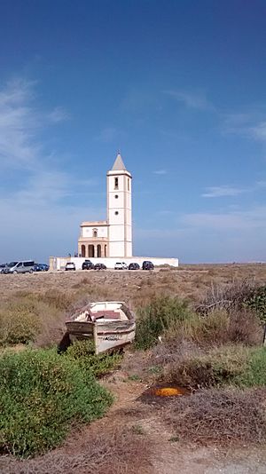 Archivo:Iglesia de las salinas de cabo de gata