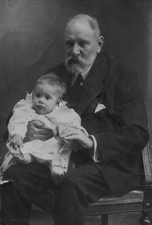 Archivo:John Trulock con CJC 1916