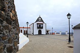 La Palma - Puntallana - Tenagua - Calle la Lomadita - Iglesia del Sagrado Corazon de Jesus 01 ies.jpg