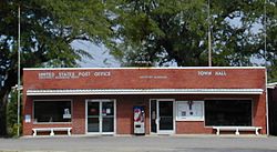 Lockhart, Alabama post office.jpg