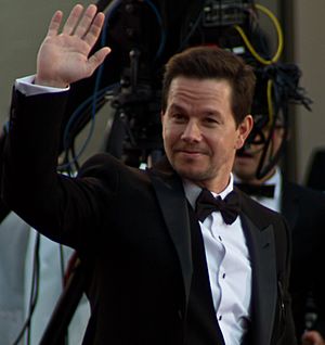 Archivo:Mark Wahlberg 2011 AA