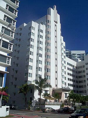 Archivo:Miami Beach FL Cadillac Motel02