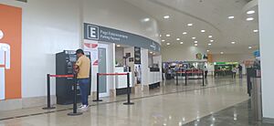 Archivo:Pago del estacionamiento en el Aeropuerto Internacional de Mazatlán, 26 de junio de 2023 03