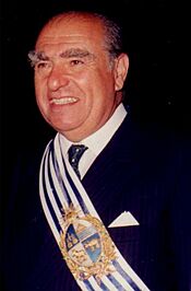Archivo:PresidenteSanguinettiCropped