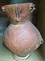 Puruhá anthropomorphic vessel with negative painting 2