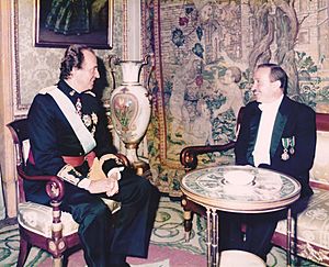 Archivo:S.M. Juan Carlos I et Djelloul Khatib, 1988