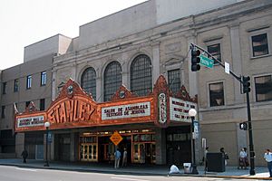 Archivo:Stanley Theater