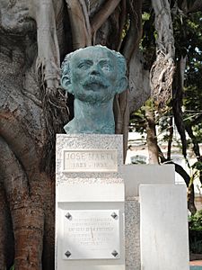A José Martí en la alameda Marqués de Comillas de Cádiz