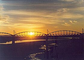 Chillán - 2007 - Puente Ñuble al atardecer.jpg